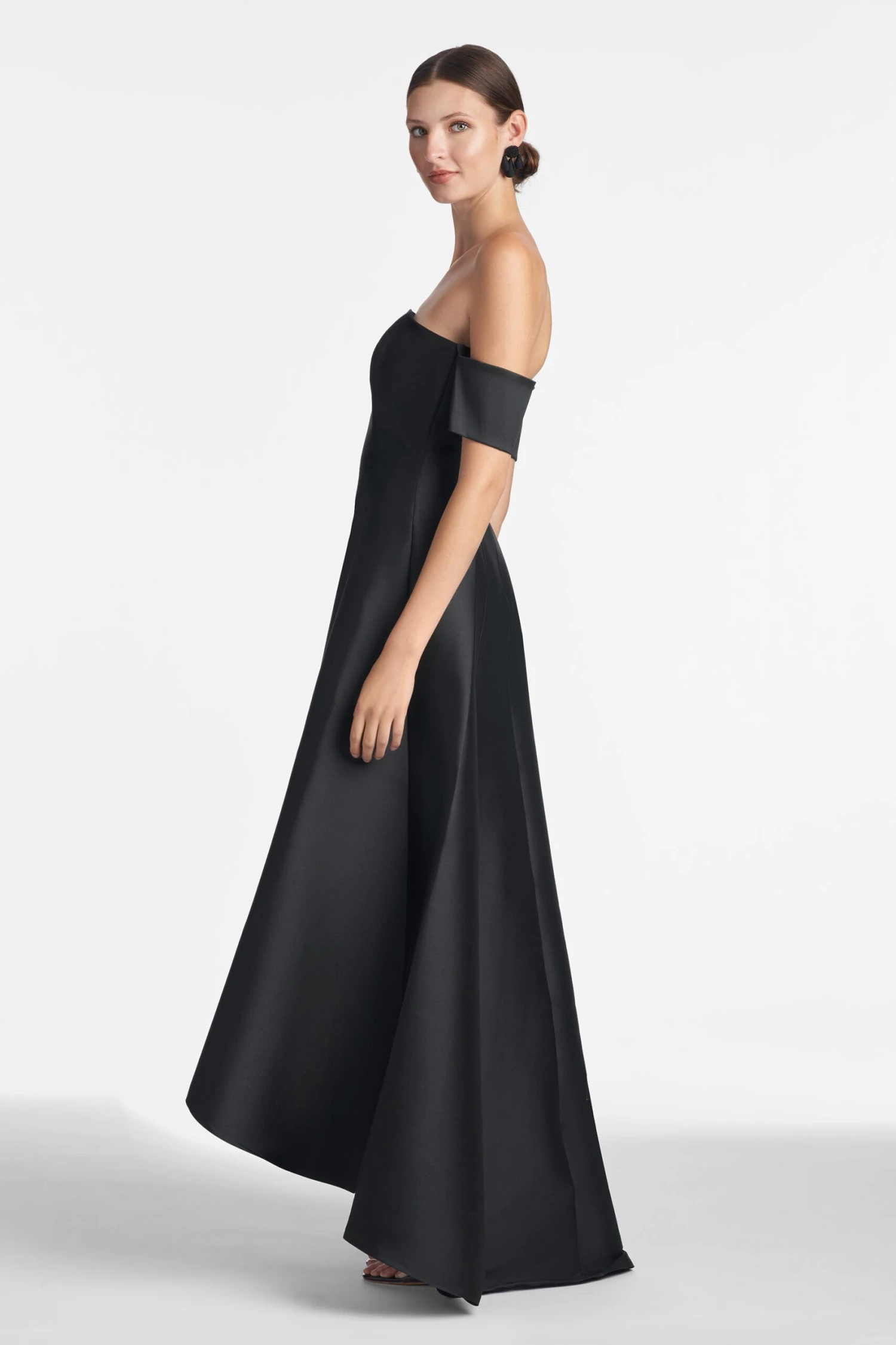 Agyness Gown - Black 4 Agyness Gown - Black - Image 3