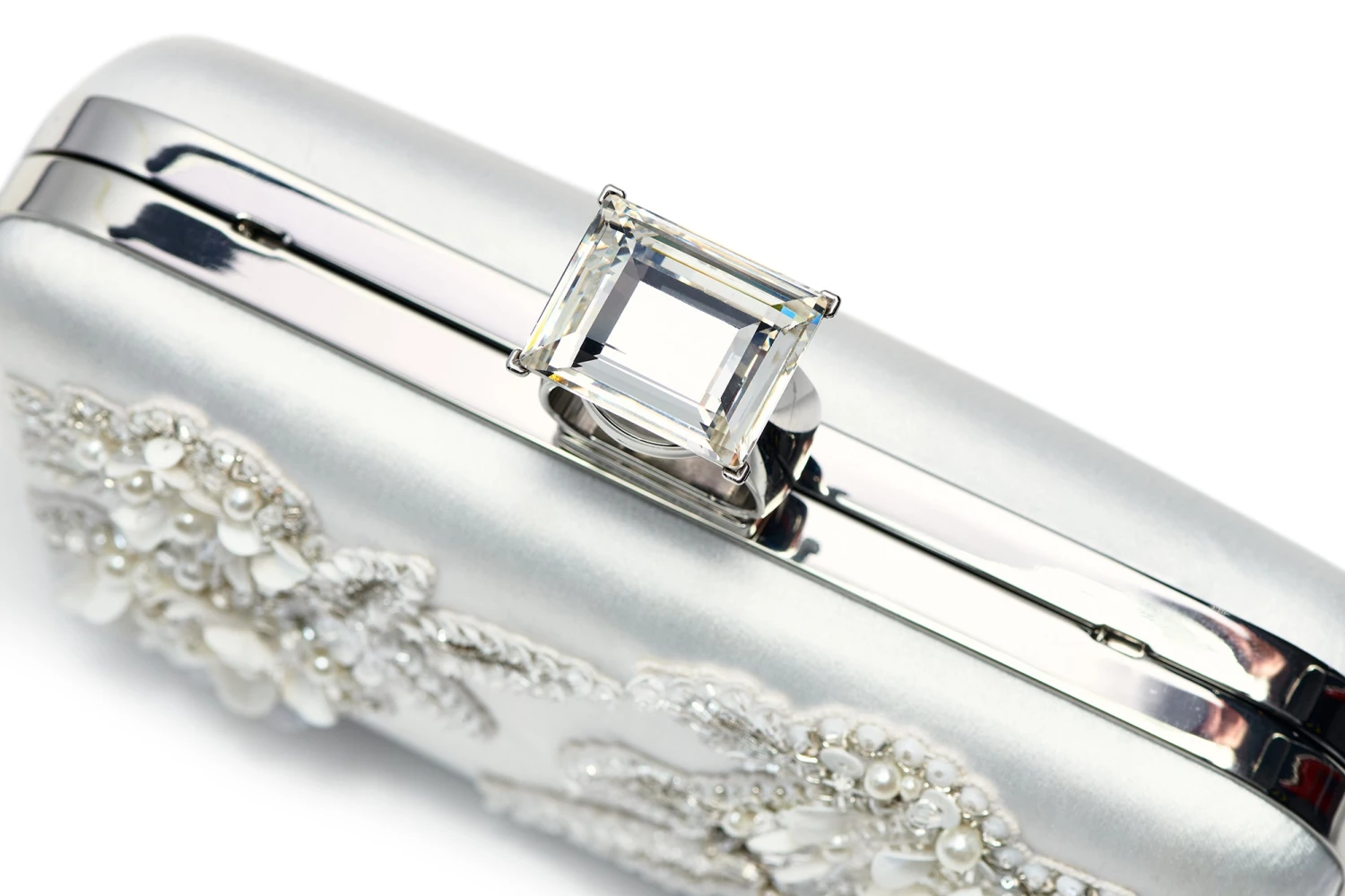 Embellished On The Rocks Clutch - Off White 6 Embellished On The Rocks Clutch - Off White - Image 4