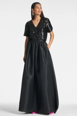 Sydney Skirt - Black 10 Sydney Skirt - Black -Sachin & Babi Clothing BETTETOP SYDNEYSKIRT BLACK FRONT