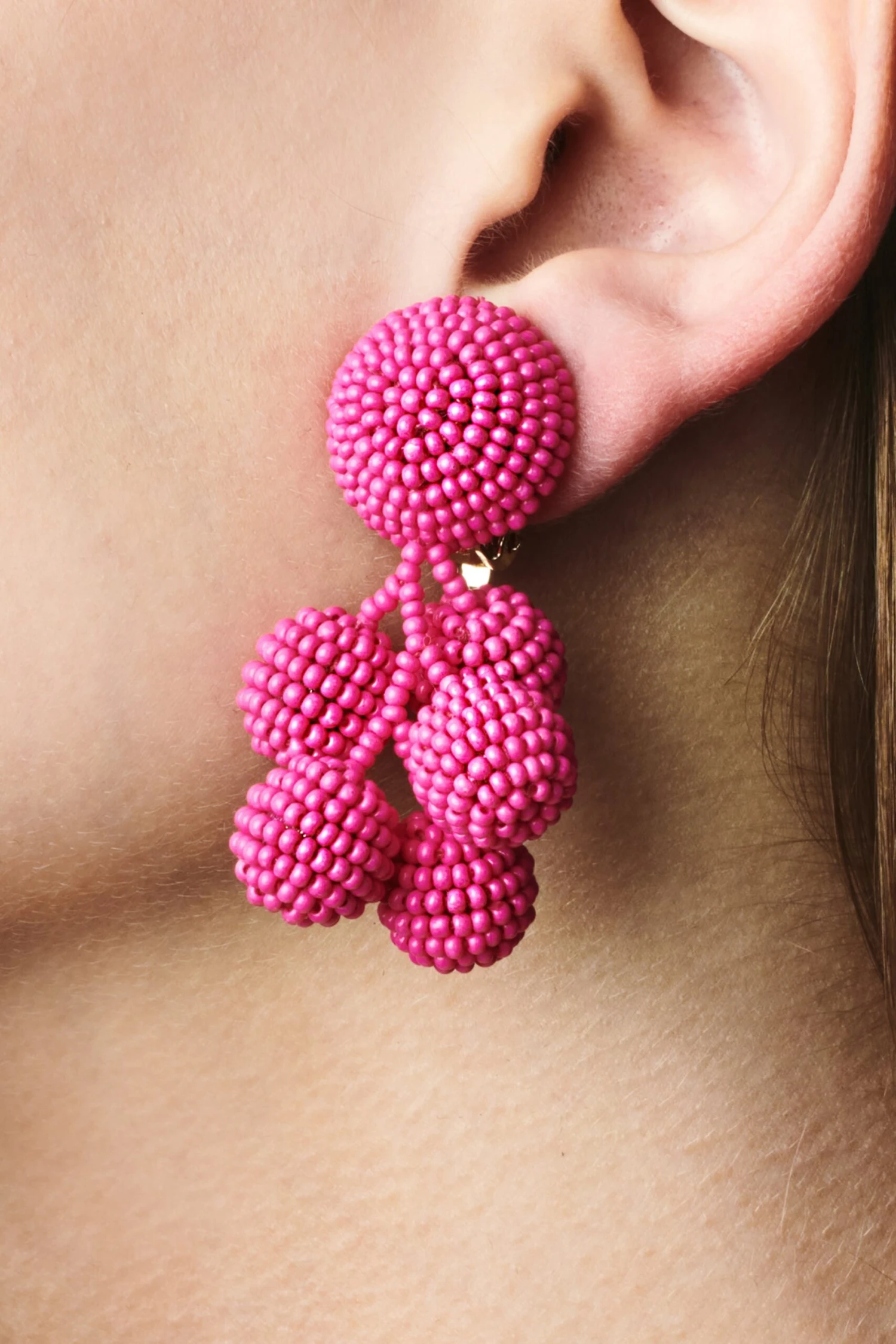 MINI COCONUTS EARRINGS - FUCHSIA 3 MINI COCONUTS EARRINGS - FUCHSIA