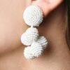 MINI COCONUTS EARRINGS - WHITE