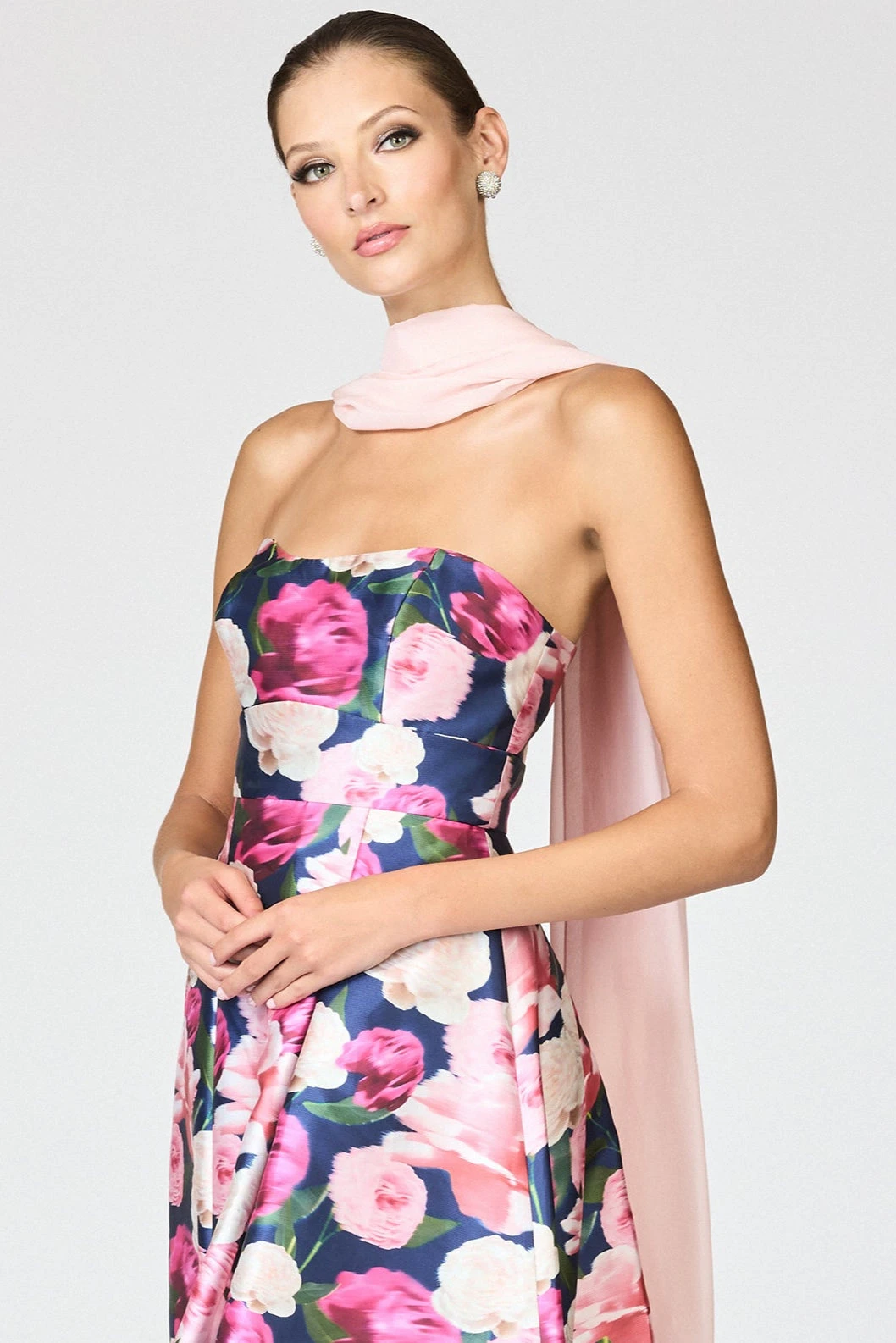 EMBELLISHED EMMY SCARF - PETAL 6 EMBELLISHED EMMY SCARF - PETAL - Image 4