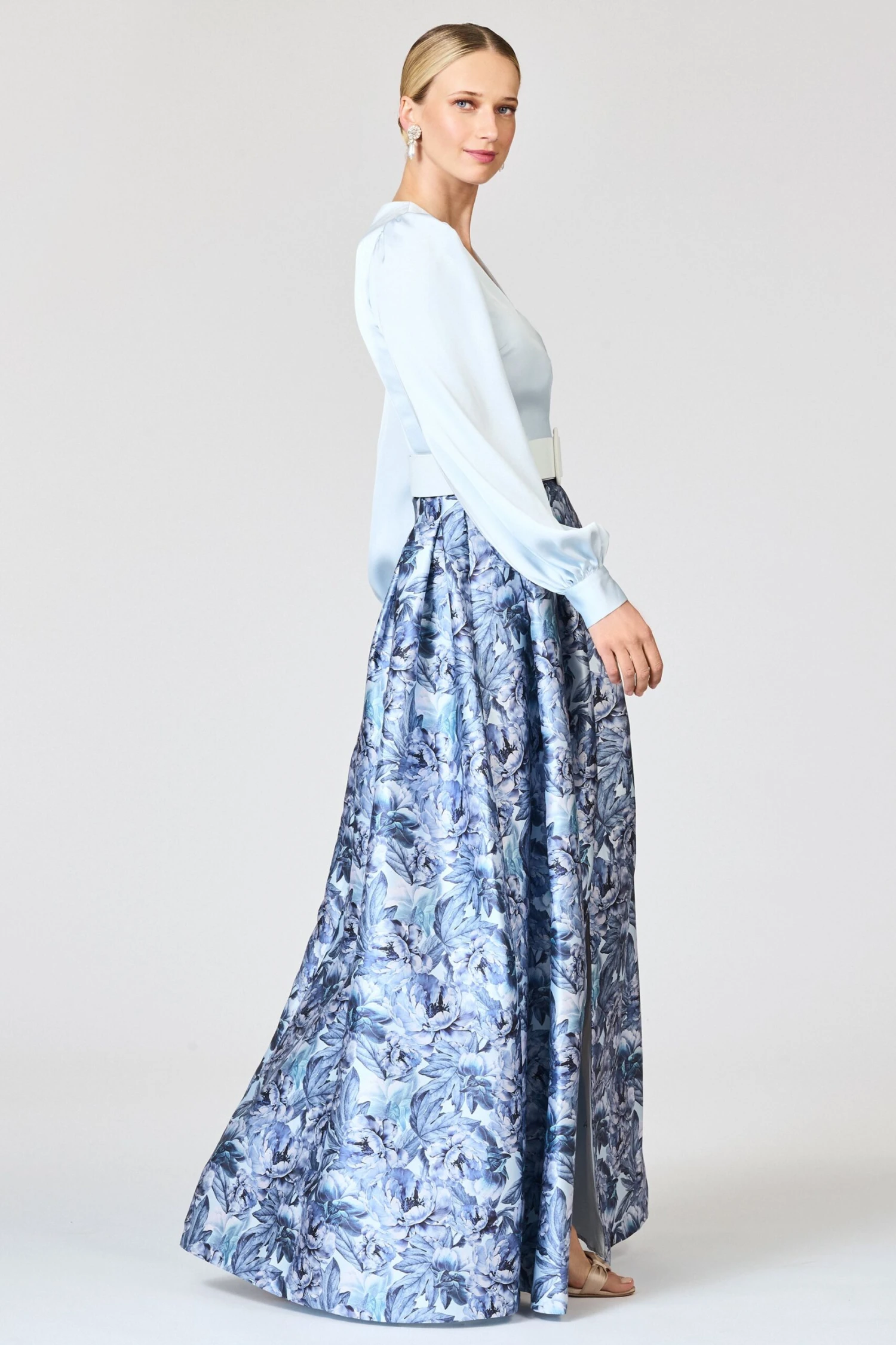 ZOE GOWN - CELESTIAL BLUE/FROZEN FLORA 7 ZOE GOWN - CELESTIAL BLUE/FROZEN FLORA - Image 5